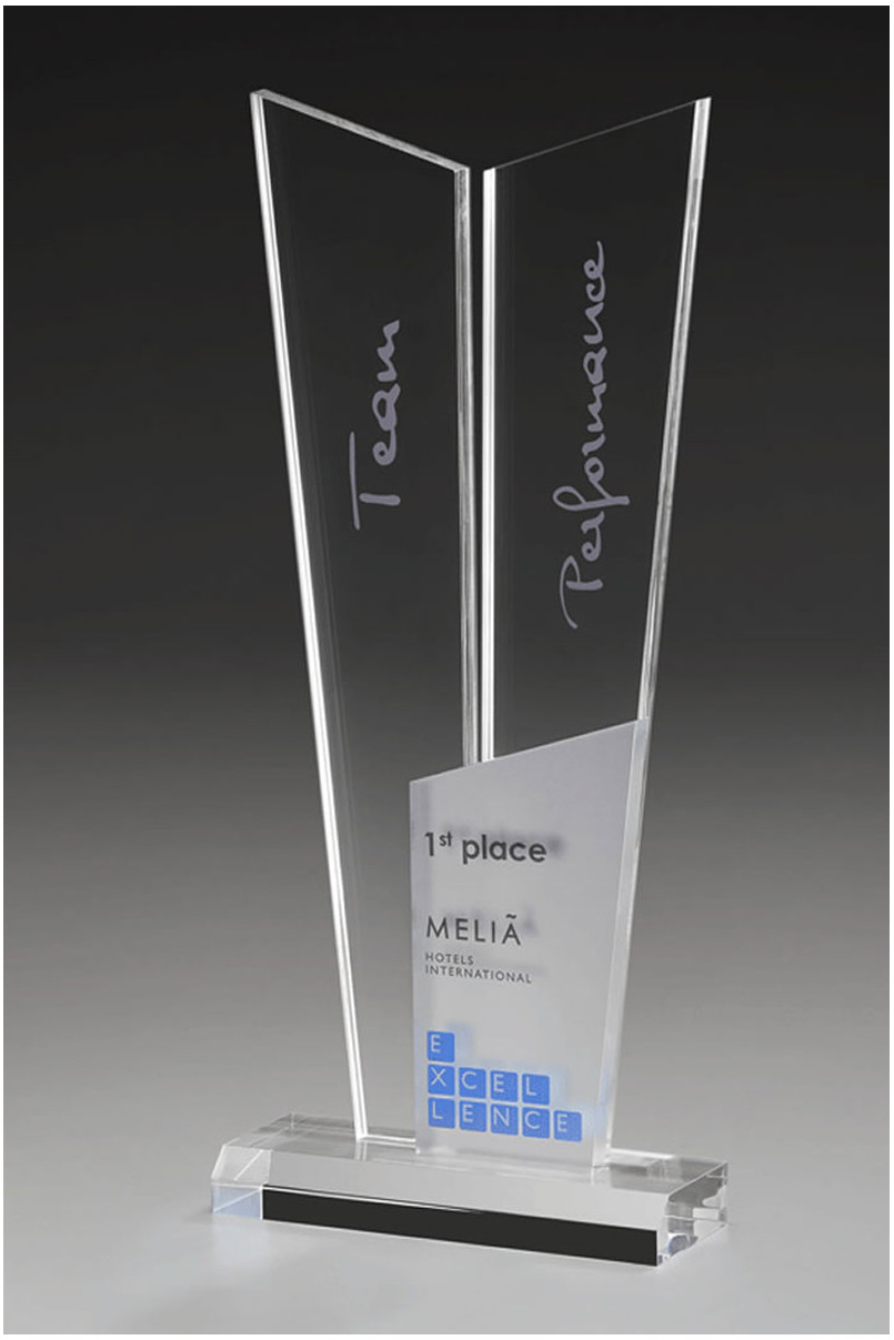 Acrylglaspokal Ice Royal