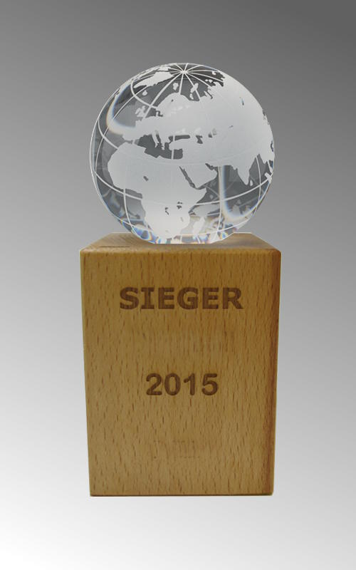 Holzquader mit Globe aus Glas Holzquader mit Globe aus Glas