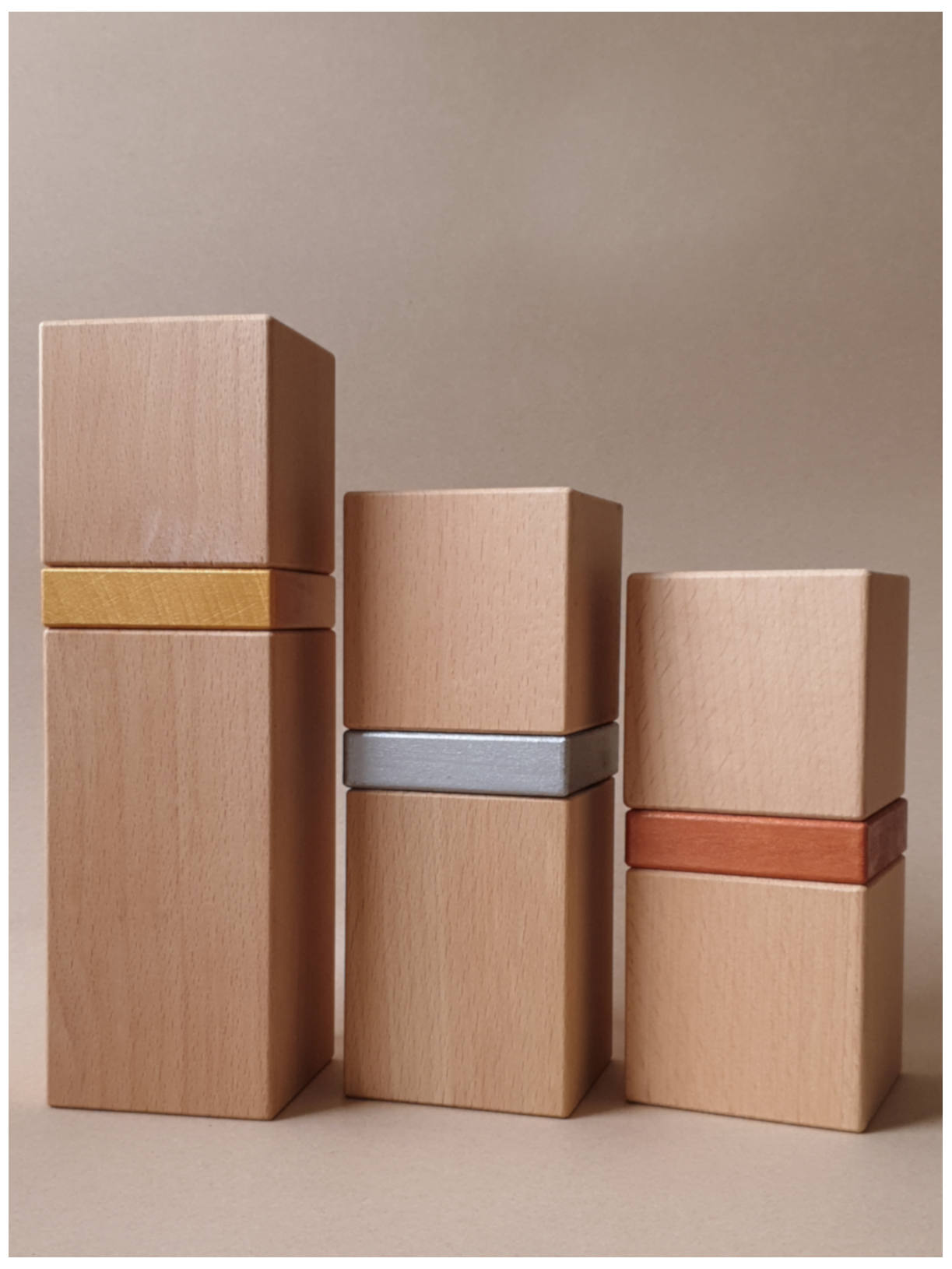 Holztroph&auml;e Graphit