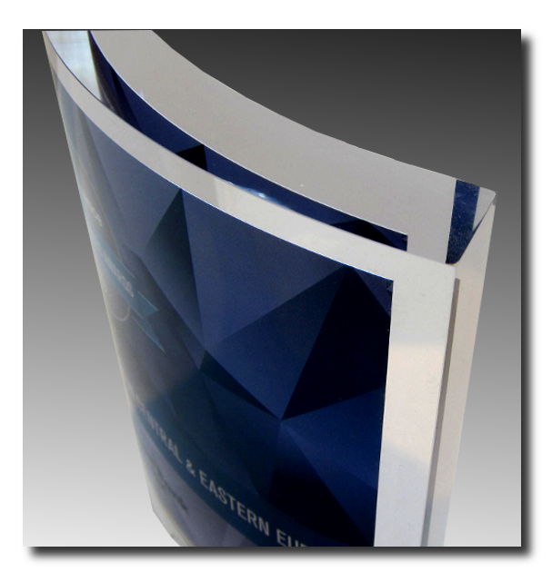 Gewölbter Tomstone Gewölbter Tomstone