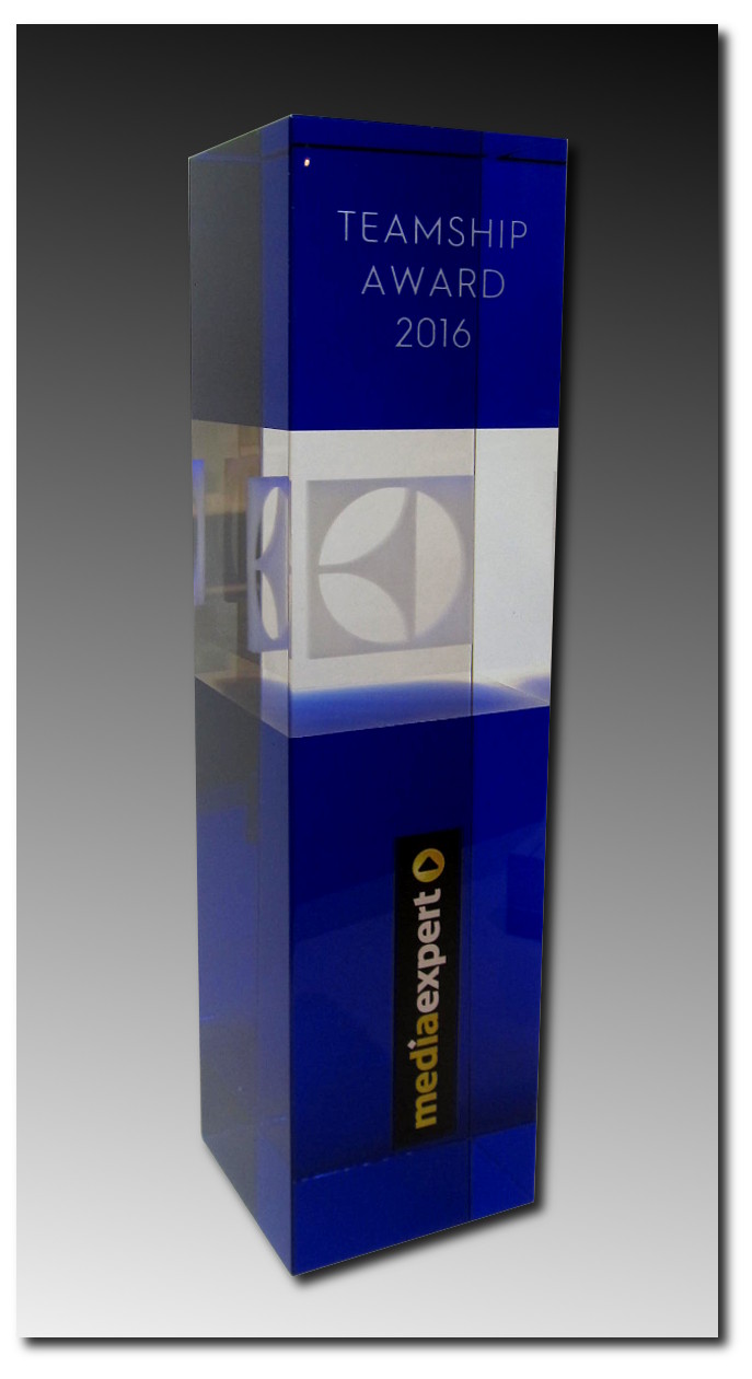 Cubix-Blau mit 3D Gravur und UV-druck Cubix-Blau mit 3D Gravur und UV-druck