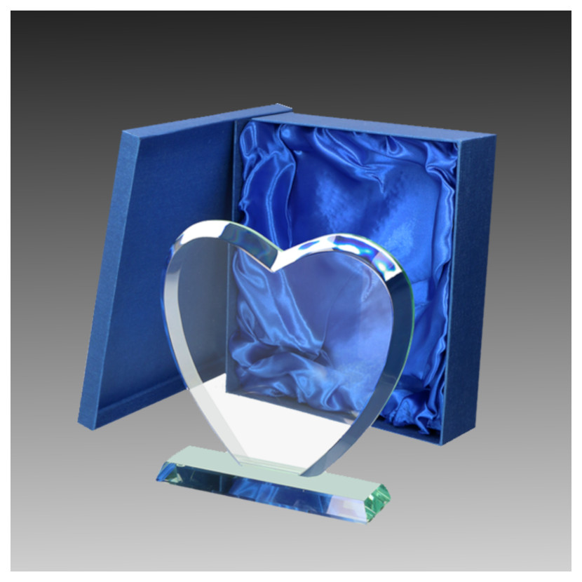 Glaspokale mit Gravur, Glastroph&auml;en, Glasawards, 3D Foto Glasgravur, Pokale:  Glastroph�e Love