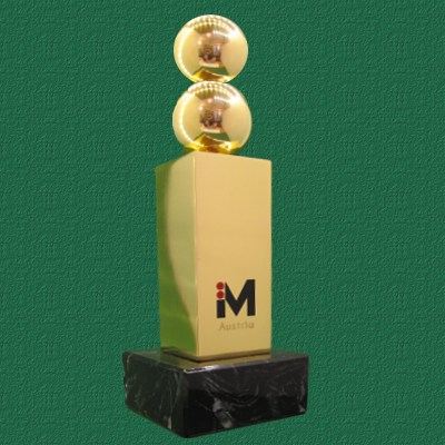 Glaspokale mit Gravur, Glastroph&auml;en, Glasawards, 3D Foto Glasgravur, Pokale:  Sonderanfertigung-Auszeichnung